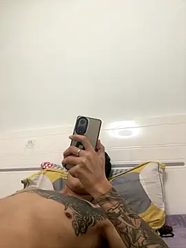 YJBJ258258 online show from November 9, 2025, 12:58 pm