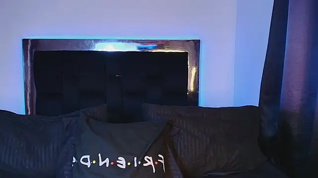 madisonwalkeeer online show from February 13, 2026, 6:26 pm