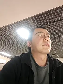 nnnnnan9527 online show from February 28, 2026, 6:47 am