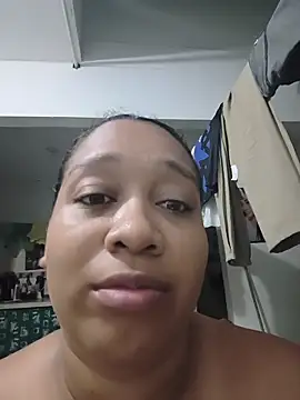 Snapshot of Yera_brown69 chatting on May 22, 2026, 1:24 am Yera brown69 online show from May 22, 2026, 1:24 am