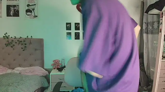 Snapshot of 2cyboy_ chatting on September 29, 2025, 8:02 pm 2cyboy online show from September 29, 2025, 8:02 pm