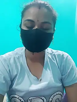 Snapshot of DivyaBhabhi69@xh chatting on February 11, 2026, 4:45 pm DivyaBhabhi69xh online show from February 11, 2026, 4:45 pm