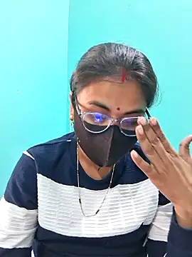 Snapshot of DivyaBhabhi69@xh chatting on March 2, 2026, 10:22 am DivyaBhabhi69xh online show from March 2, 2026, 10:22 am