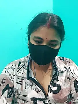 Snapshot of DivyaBhabhi69@xh chatting on April 4, 2026, 5:54 pm DivyaBhabhi69xh online show from April 4, 2026, 5:54 pm