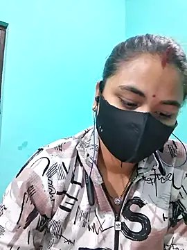 DivyaBhabhi69xh online show from May 18, 2026, 3:51 pm