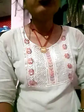 Hot tin74 online show from November 10, 2025, 5:56 pm