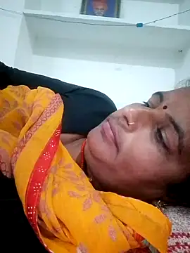 Snapshot of Suhani_hot12 chatting on November 17, 2025, 6:35 pm Suhani hot12 online show from November 17, 2025, 6:35 pm