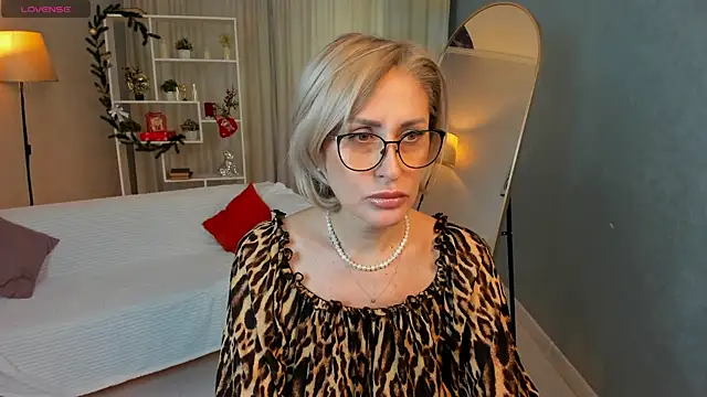 PamellaMurphy online show from December 20, 2025, 4:30 am