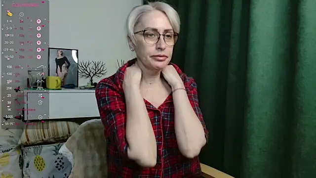 PamellaMurphy online show from May 17, 2026, 11:56 pm
