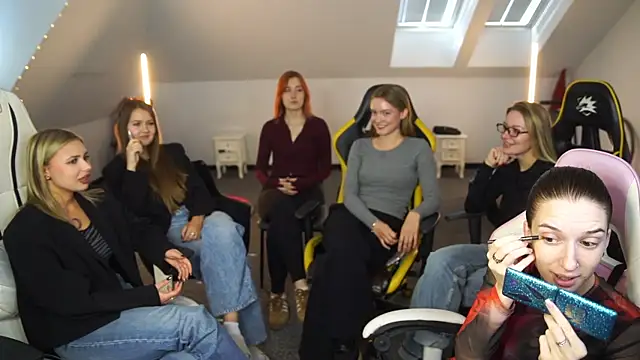  Lili 054 online show from September 26, 2025, 10:19 am