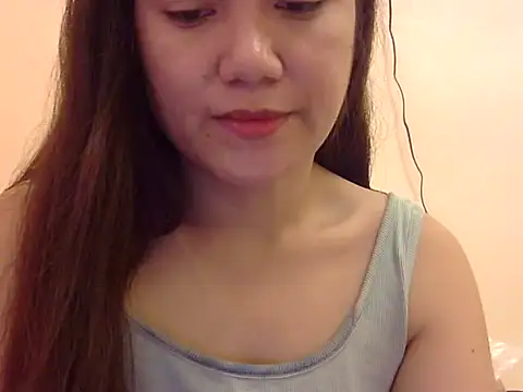 Lovelyclaya online show from November 5, 2025, 2:22 am