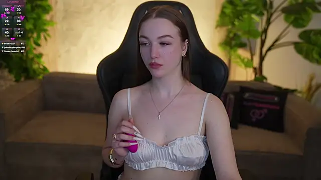 Ella 054 online show from February 22, 2026, 9:02 pm