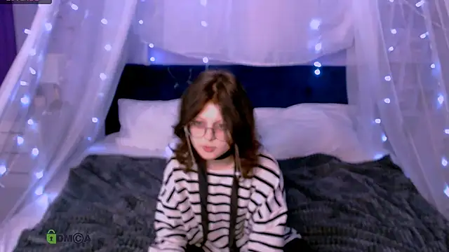 samanta hotty online show from September 14, 2025, 6:51 pm