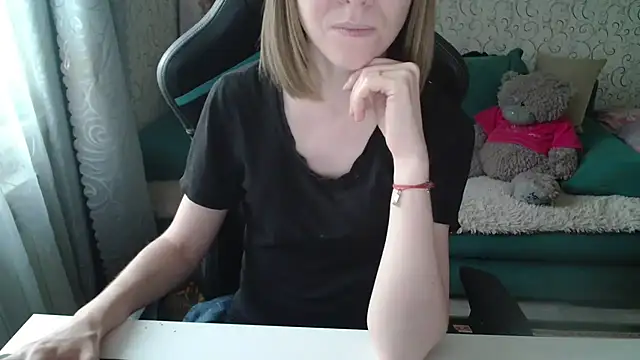 Snapshot of Ogonechekkk chatting on September 22, 2025, 3:25 pm Ogonechekkk online show from September 22, 2025, 3:25 pm