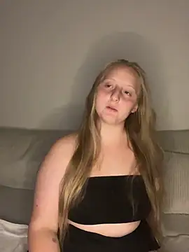 young hailey online show from September 15, 2025, 5:35 pm