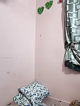 Snapshot of nice_touch9733 chatting on October 8, 2025, 3:53 pm nice touch9733 online show from October 8, 2025, 3:53 pm