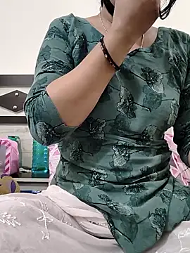 nice touch9733 online show from December 15, 2025, 10:47 pm