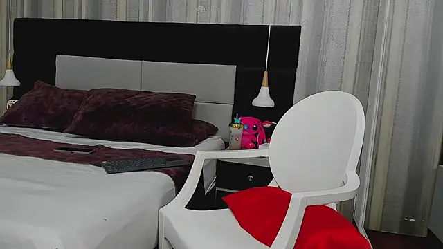 yiyisandoval online show from January 15, 2026, 7:28 pm