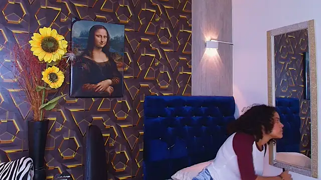 miss leidy  online show from July 11, 2026, 3:31 am