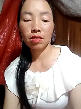 Snapshot of hera-00 chatting on October 14, 2025, 12:28 pm hera-00 online show from October 14, 2025, 12:28 pm