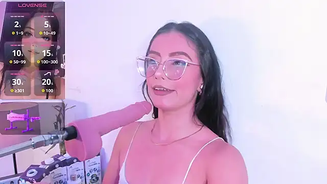 valentinna montess online show from February 11, 2026, 12:43 pm