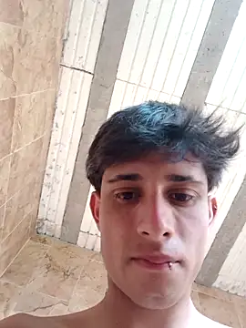 matiatr1112 online show from February 4, 2026, 8:47 pm