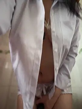 Mia salinass online show from March 25, 2026, 6:36 pm