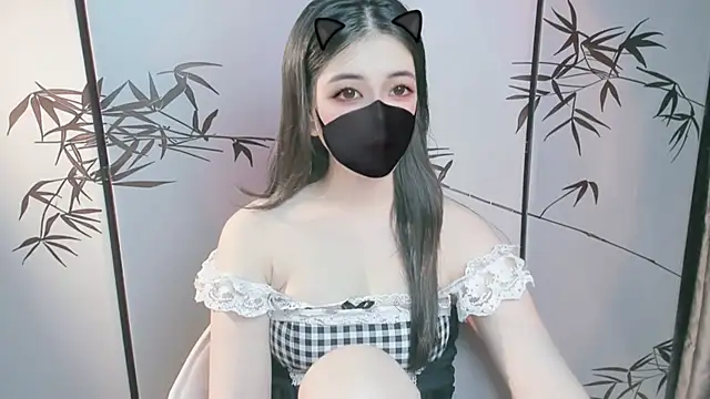 Snapshot of Sparkly_Candy chatting on November 6, 2025, 3:07 am Sparkly Candy online show from November 6, 2025, 3:07 am