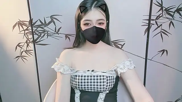 Snapshot of Sparkly_Candy chatting on November 26, 2025, 2:18 pm Sparkly Candy online show from November 26, 2025, 2:18 pm