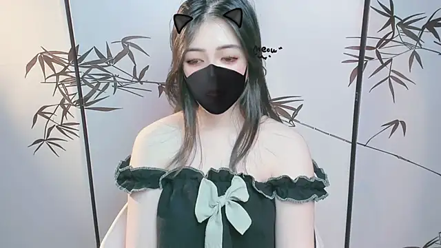 Snapshot of Sparkly_Candy chatting on November 27, 2025, 9:00 am Sparkly Candy online show from November 27, 2025, 9:00 am