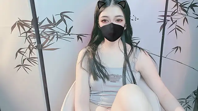 Snapshot of Sparkly_Candy chatting on January 12, 2026, 5:23 am Sparkly Candy online show from January 12, 2026, 5:23 am