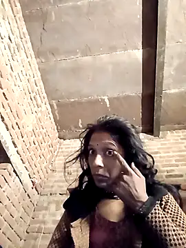 Xx pooja online show from November 12, 2025, 11:47 pm