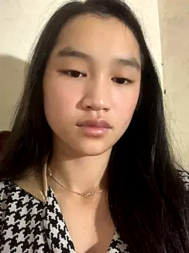 -Lie-06 online show from October 2, 2025, 4:41 am