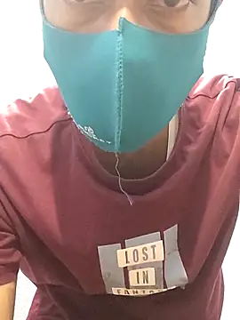 GirlsCrush  online show from September 19, 2025, 8:09 pm