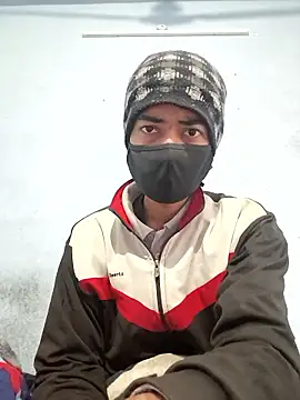 GirlsCrush  online show from January 15, 2026, 6:40 am