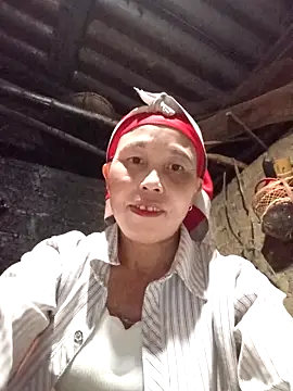 me-cute online show from November 1, 2025, 12:29 pm