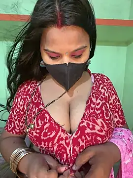 Snapshot of Shneeha_le chatting on March 24, 2026, 4:56 pm Shneeha le online show from March 24, 2026, 4:56 pm