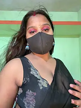 Snapshot of Shneeha_le chatting on April 4, 2026, 4:04 pm Shneeha le online show from April 4, 2026, 4:04 pm
