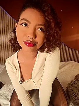 Snapshot of Nina_Kinky chatting on November 8, 2025, 1:00 pm Nina Kinky online show from November 8, 2025, 1:00 pm