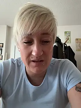 Rozendefotz online show from March 2, 2026, 7:09 am