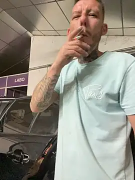 pimousssse online show from October 4, 2025, 1:25 am