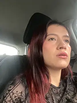 BrunnetAri  online show from April 17, 2026, 2:53 pm