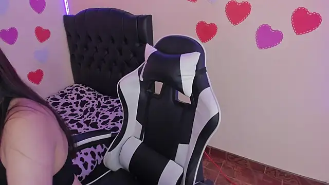 megaan cb online show from April 11, 2026, 4:55 pm