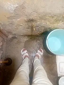 boy arabe 20 online show from March 12, 2026, 9:32 pm