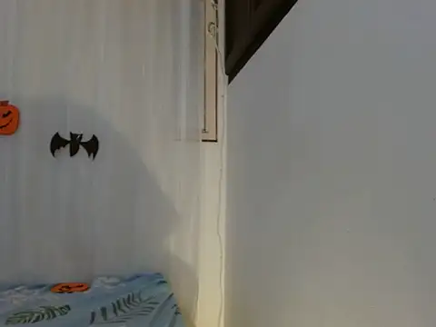 Snapshot of NoraParkeer chatting on October 11, 2025, 7:12 pm NoraParkeer online show from October 11, 2025, 7:12 pm