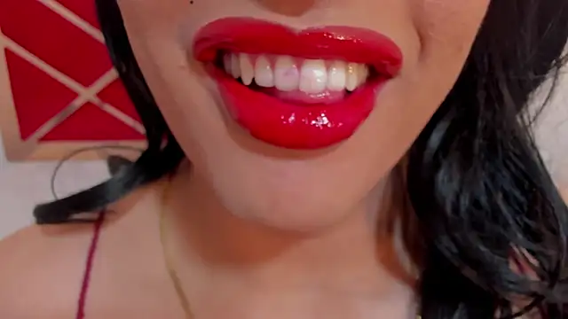 sweet Elizabeth online show from May 27, 2026, 1:19 pm