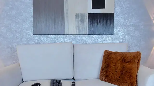 Snapshot of Lucia_jane chatting on June 30, 2026, 9:38 pm Lucia jane online show from June 30, 2026, 9:38 pm