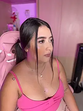 Emiily Moore1 online show from April 7, 2026, 8:09 pm