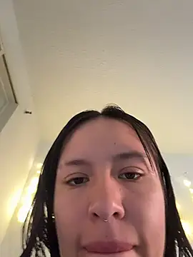 aliciia 23 online show from December 15, 2025, 9:52 pm