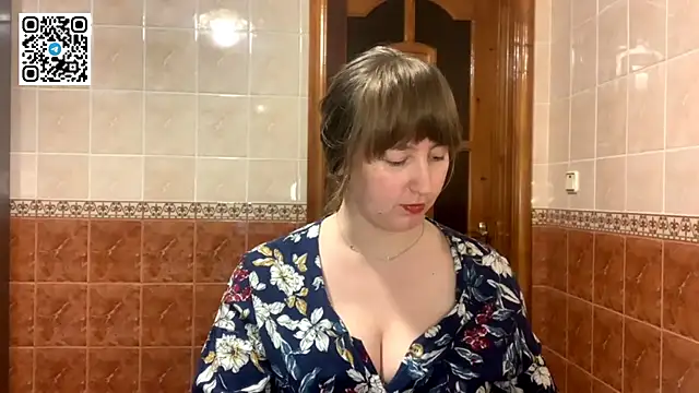 MaroonMoon  online show from January 11, 2026, 9:20 pm